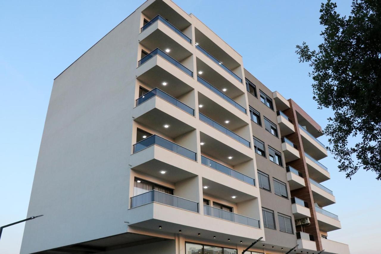 Hotel Xelent Ulcinj Zewnętrze zdjęcie