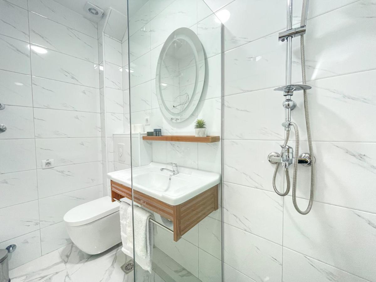 Hotel Xelent Ulcinj Zewnętrze zdjęcie